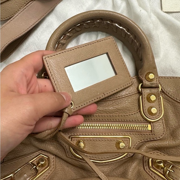 BALENCIAGA MINI METALLIC EDGE CITY BAG NUDE - Picture 3 of 14